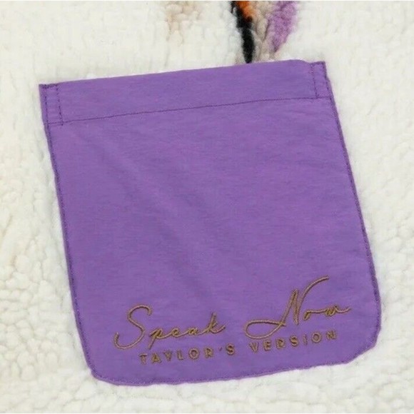 Taylor Swift Koi Fish Quarter Zip Sherpa Sz L Pullover In Hand SOLD OUT - Picture 3 of 5